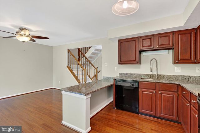7590 ASPENPARK RD, Lorton, VA 22079
