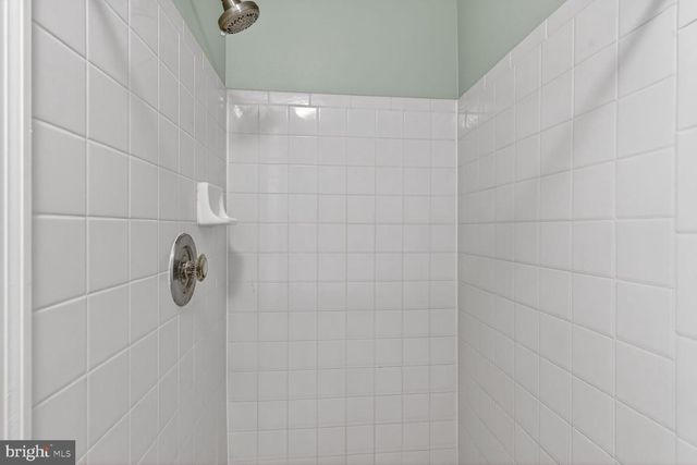 7590 ASPENPARK RD, Lorton, VA 22079