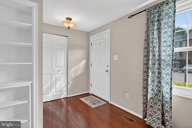 7590 ASPENPARK RD, Lorton, VA 22079