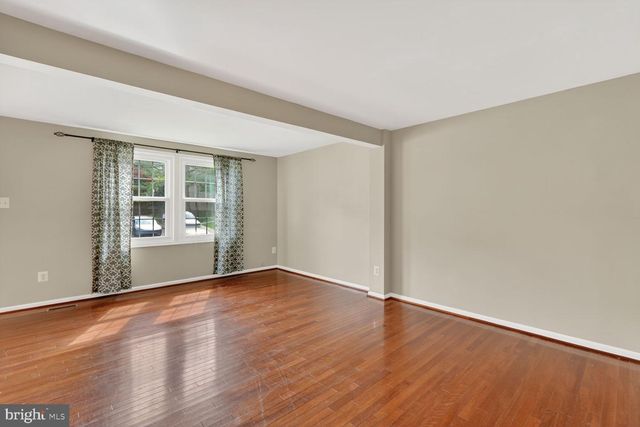 7590 ASPENPARK RD, Lorton, VA 22079