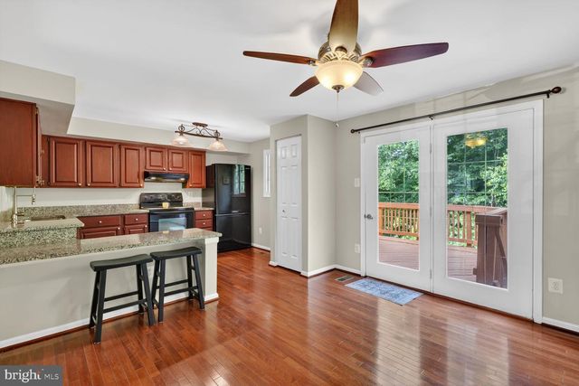 7590 ASPENPARK RD, Lorton, VA 22079