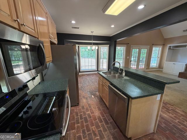 15 Wellington Manor, Sharpsburg, GA 30277