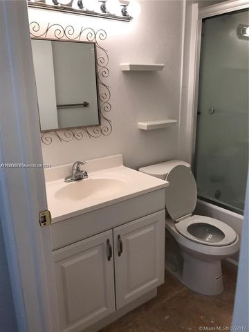 10288 NW 9th St Cir 205, Miami, FL 33172