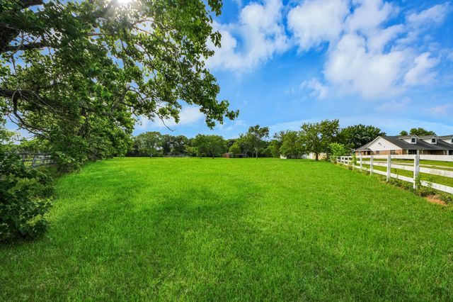 12746 Roy Road, Pearland, TX 77581