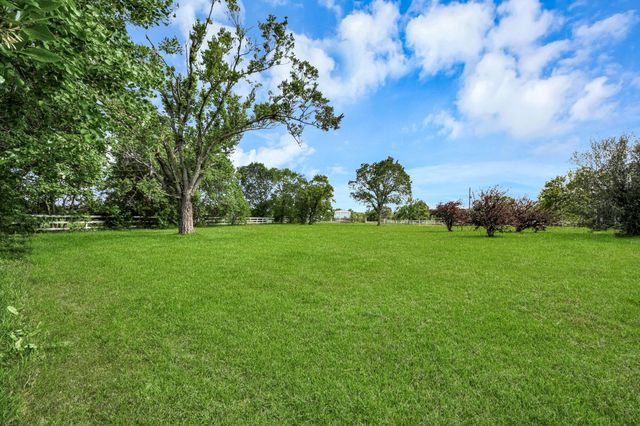 12746 Roy Road, Pearland, TX 77581