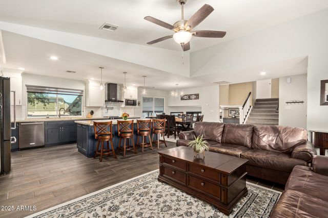 4624 W BOSTON Street, Chandler, AZ 85226