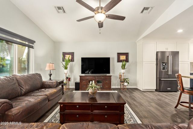 4624 W BOSTON Street, Chandler, AZ 85226