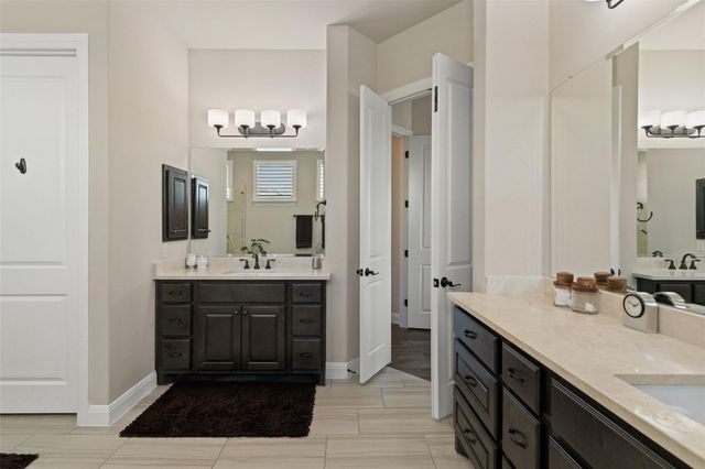 321 Bisset CT, Austin, TX 78738
