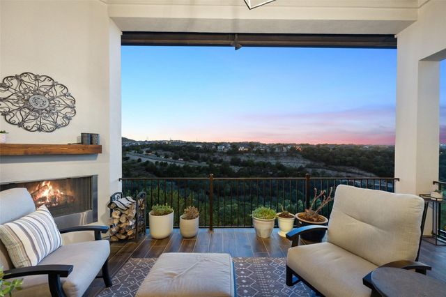 321 Bisset CT, Austin, TX 78738