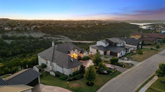 321 Bisset CT, Austin, TX 78738