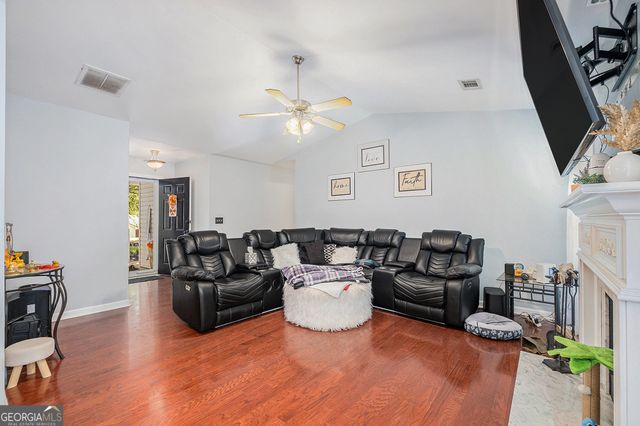 5312 Skyland Court, Lula, GA 30554