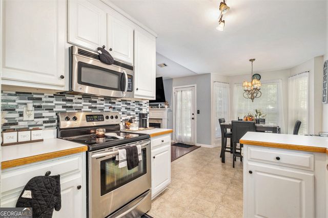 5312 Skyland Court, Lula, GA 30554