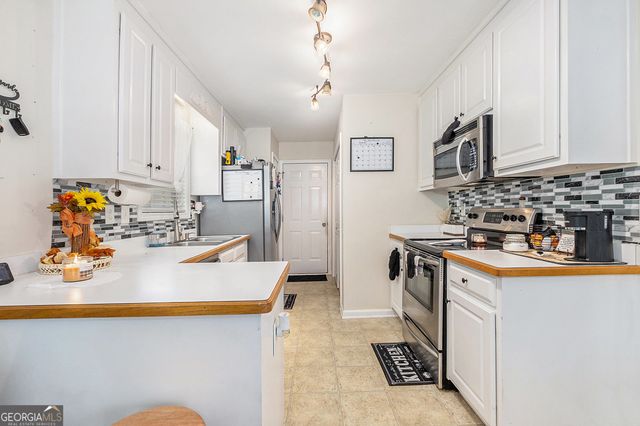 5312 Skyland Court, Lula, GA 30554