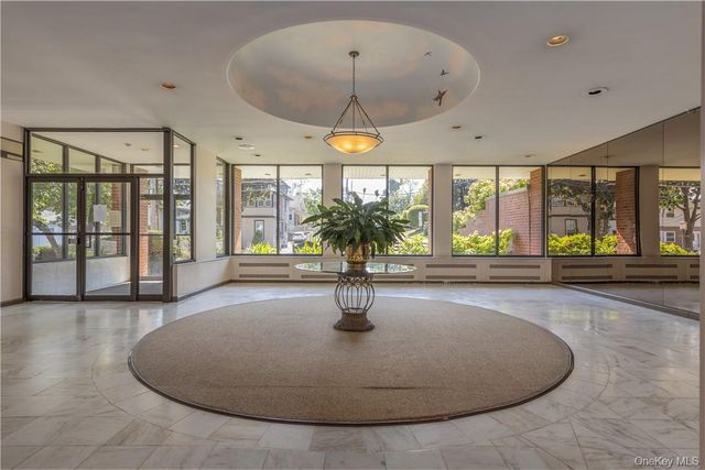 21 Fairview Avenue 724, Tuckahoe, NY 10707