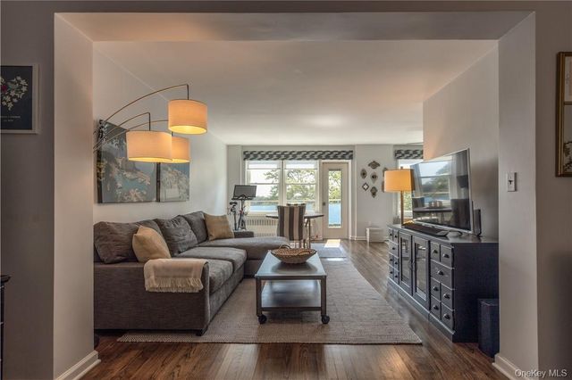 21 Fairview Avenue 724, Tuckahoe, NY 10707