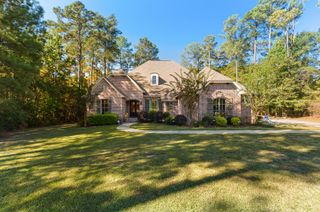 49 Parsons Creek Rd., Hattiesburg, MS 39402