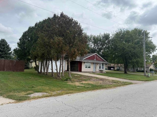 305 MADDOX Street, Otterbein, IN 47970