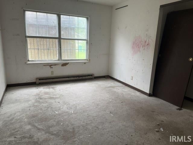 305 MADDOX Street, Otterbein, IN 47970