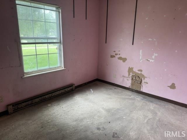 305 MADDOX Street, Otterbein, IN 47970