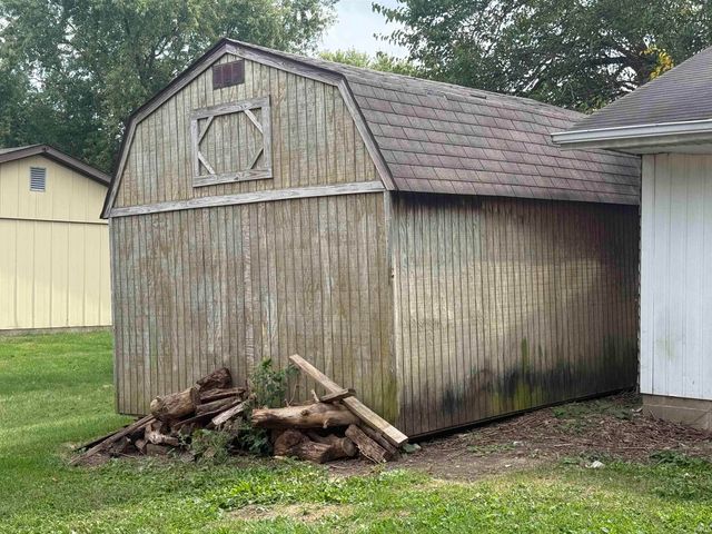 305 MADDOX Street, Otterbein, IN 47970