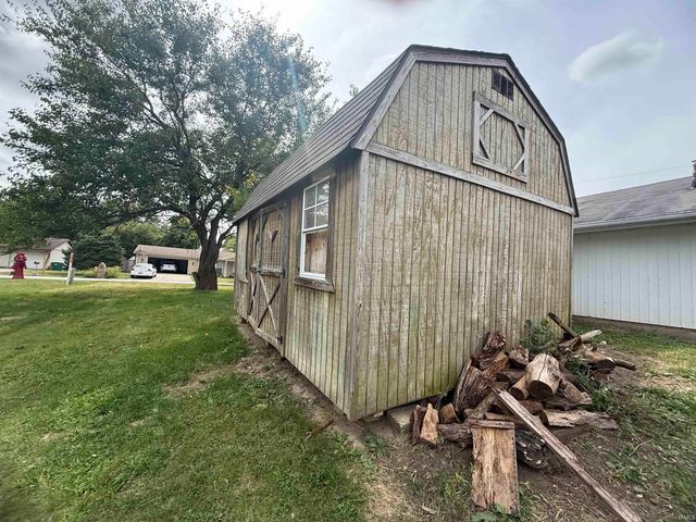 305 MADDOX Street, Otterbein, IN 47970