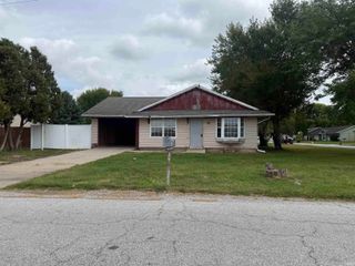 305 MADDOX Street, Otterbein, IN 47970