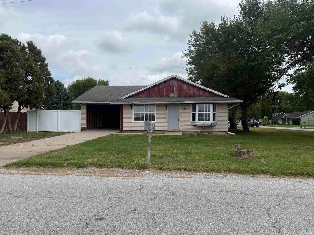 305 MADDOX Street, Otterbein, IN 47970