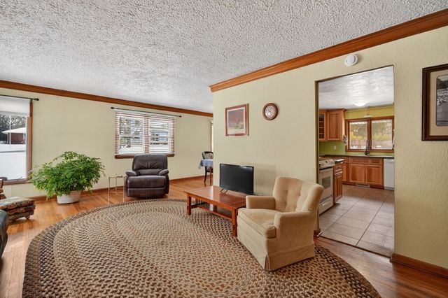 1626 Evergreen Avenue, Des Moines, IA 50320