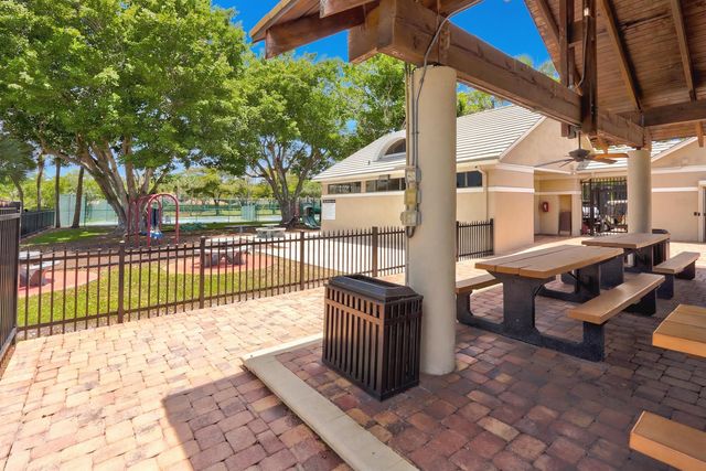 10321 Windswept Place, Boca Raton, FL 33498