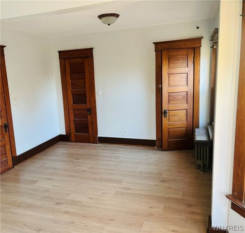 76 Mang Avenue, Tonawanda, NY 14217