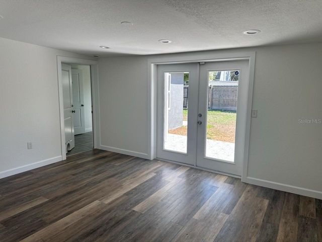 5520 20TH AVENUE S, Gulfport, FL 33707