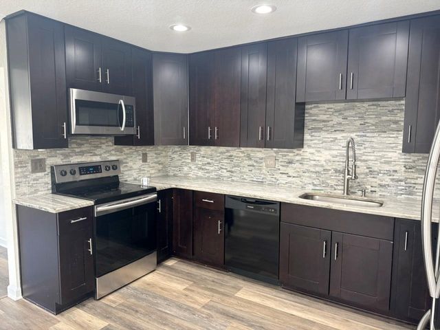 5520 20TH AVENUE S, Gulfport, FL 33707