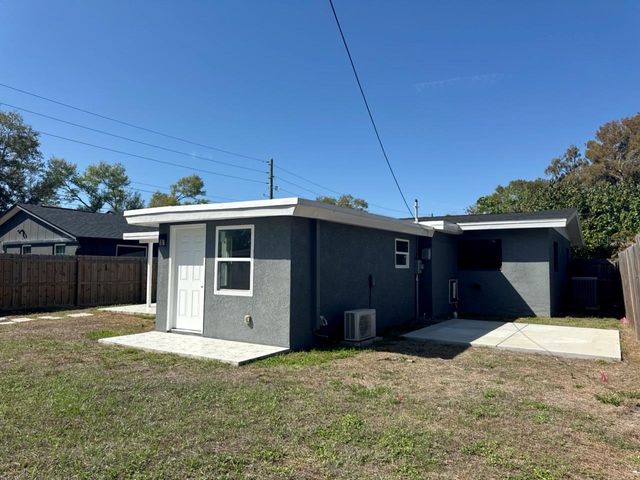 5520 20TH AVENUE S, Gulfport, FL 33707