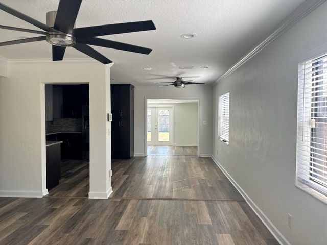 5520 20TH AVENUE S, Gulfport, FL 33707