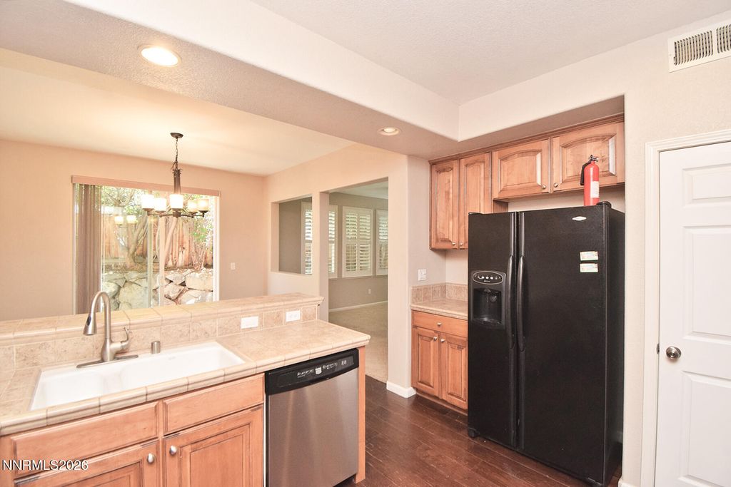 Image 14 of property listing at 6602 Panther Creek Drive, Sparks, NV 89436