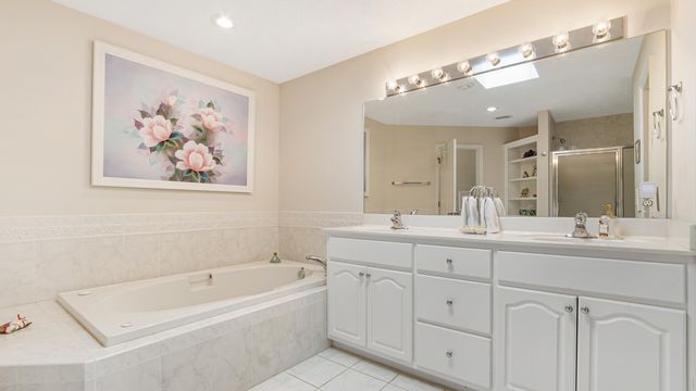 94 Hombre Circle, Panama City Beach, FL 32407
