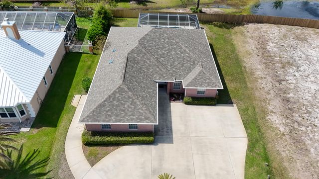 94 Hombre Circle, Panama City Beach, FL 32407