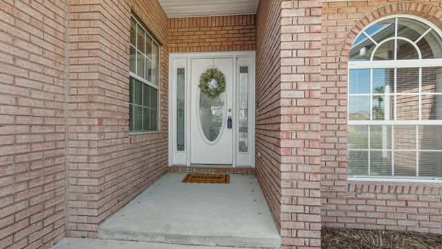 94 Hombre Circle, Panama City Beach, FL 32407