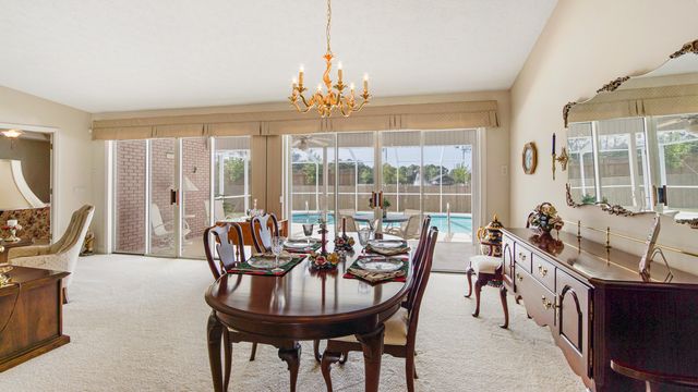 94 Hombre Circle, Panama City Beach, FL 32407