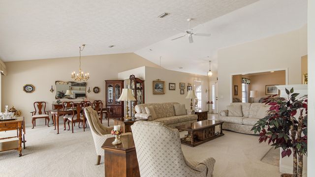 94 Hombre Circle, Panama City Beach, FL 32407