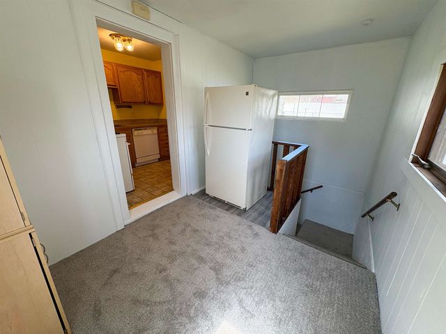 516 22nd St NW, Minot, ND 58703
