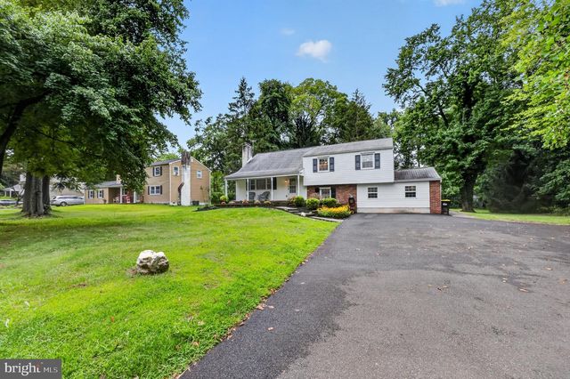 122 COUNTY LINE RD, Lansdale, PA 19446