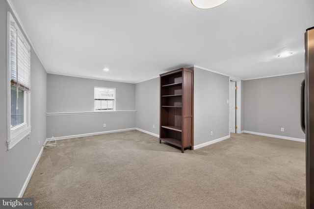 122 COUNTY LINE RD, Lansdale, PA 19446