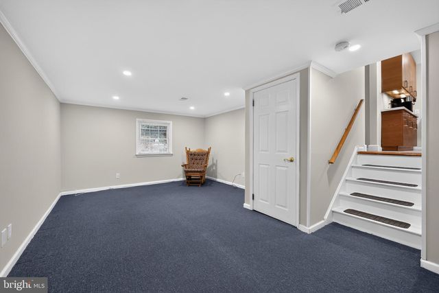 122 COUNTY LINE RD, Lansdale, PA 19446