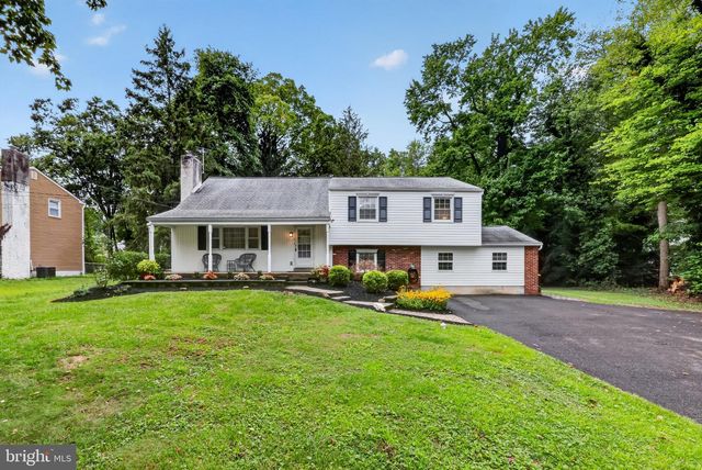 122 COUNTY LINE RD, Lansdale, PA 19446