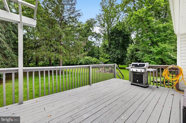 122 COUNTY LINE RD, Lansdale, PA 19446