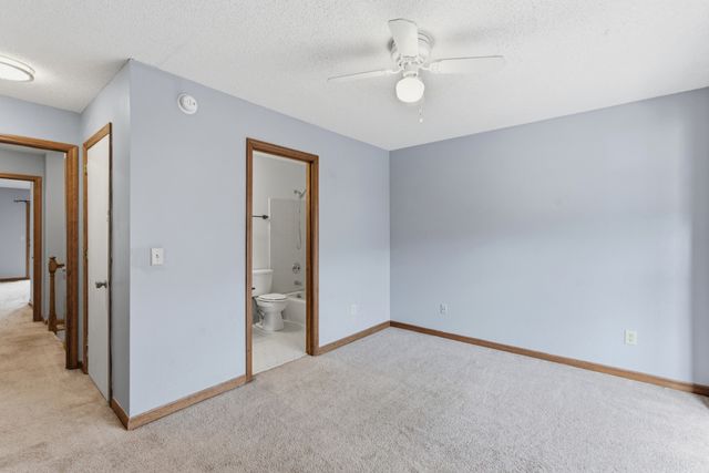 302 Hickory Pl, Nashville, TN 37214