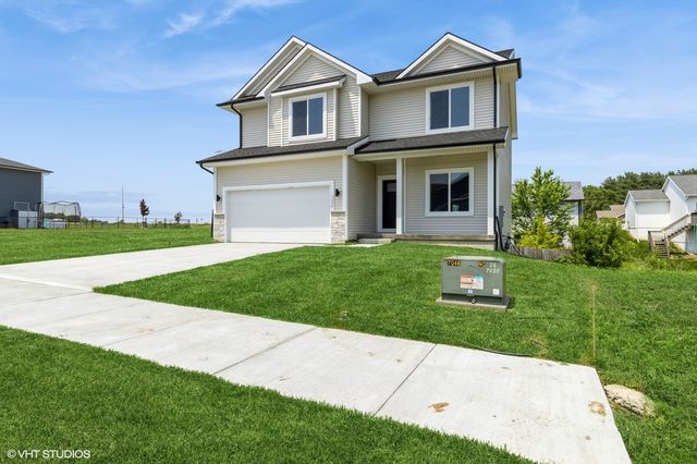 7046 SE 7th Avenue, Pleasant Hill, IA 50327