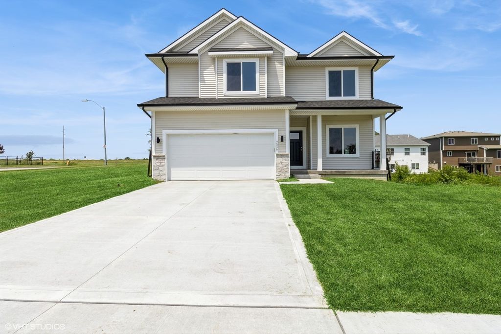 7046 SE 7th Avenue, Pleasant Hill, IA 50327