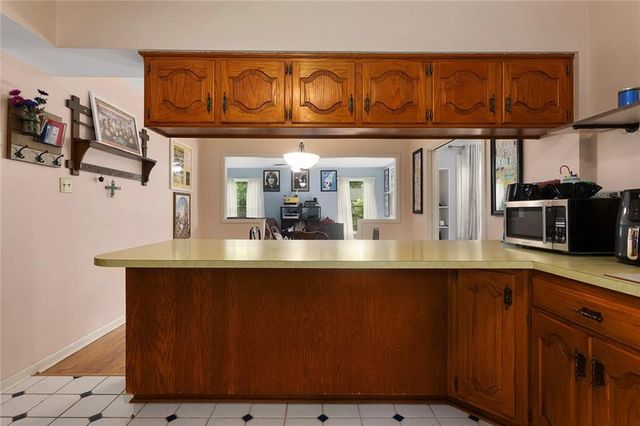 10239 OUTLOOK Drive, Overland Park, KS 66207